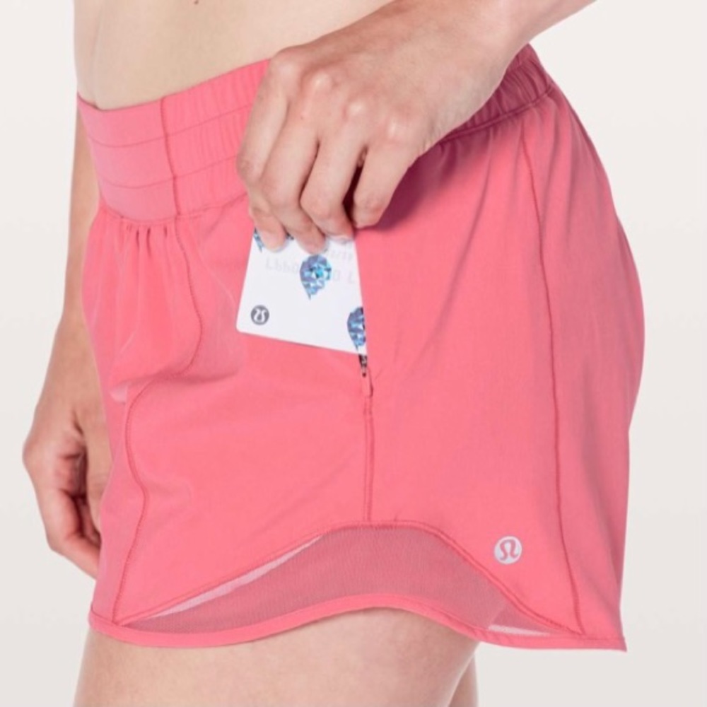 lululemon shorty Hot Short II *Long 4” RARE